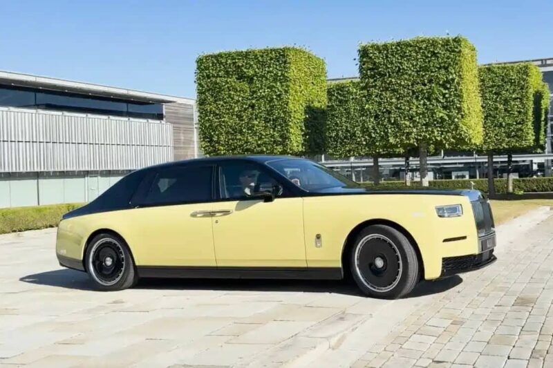 One of the rarest Rolls-Royces ever made is this $20M 1-of-1 that even has a $1M license plate